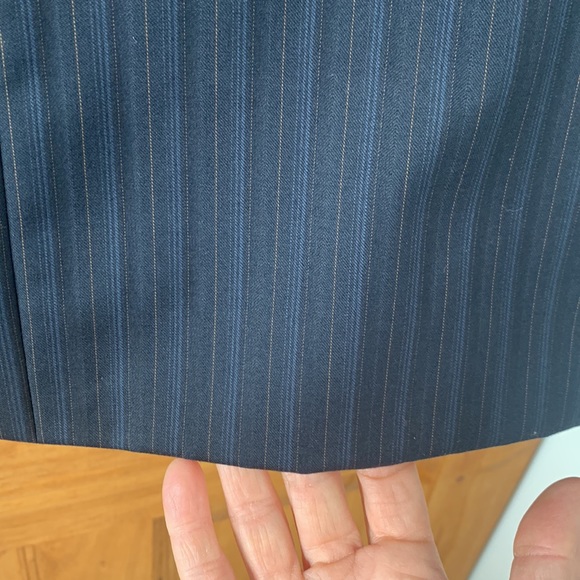 Jack Victor stripped dark blue suit, size M/L - Picture 3 of 13